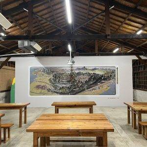 阿里山林業暨鐵道特展的大圖輸出（完工照），上面印有嘉義古早地圖