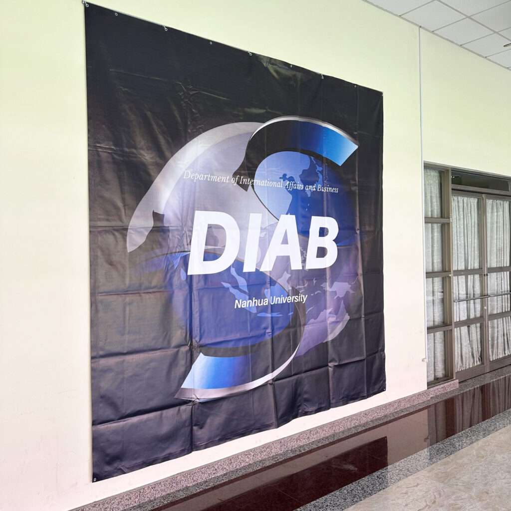 活動拍照背景大圖輸出、施工-左側視角